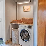 2 Bedroom Stunning In