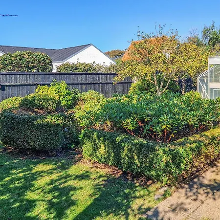 2 Bedroom Stunning In